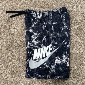 Boys Nike Black & White Tie Dye Shorts